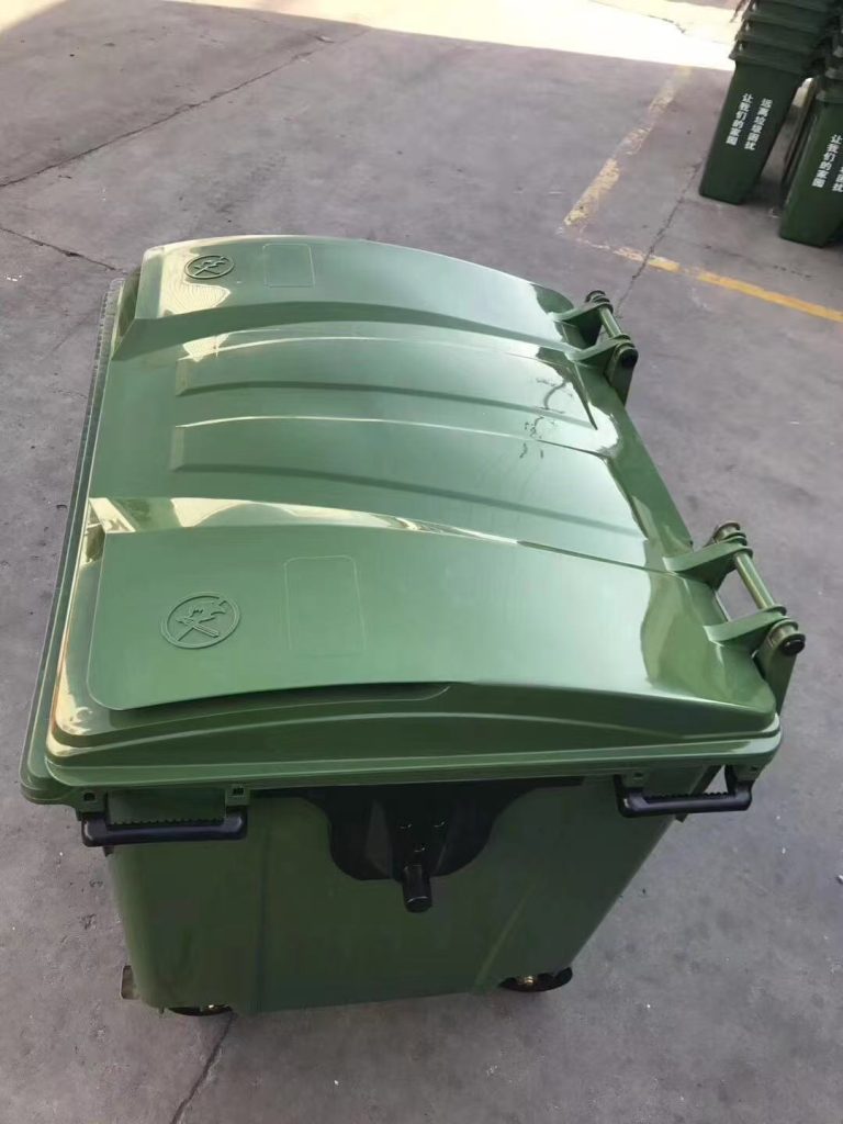 1100L Large Plastic Garbage Bin with Lid details