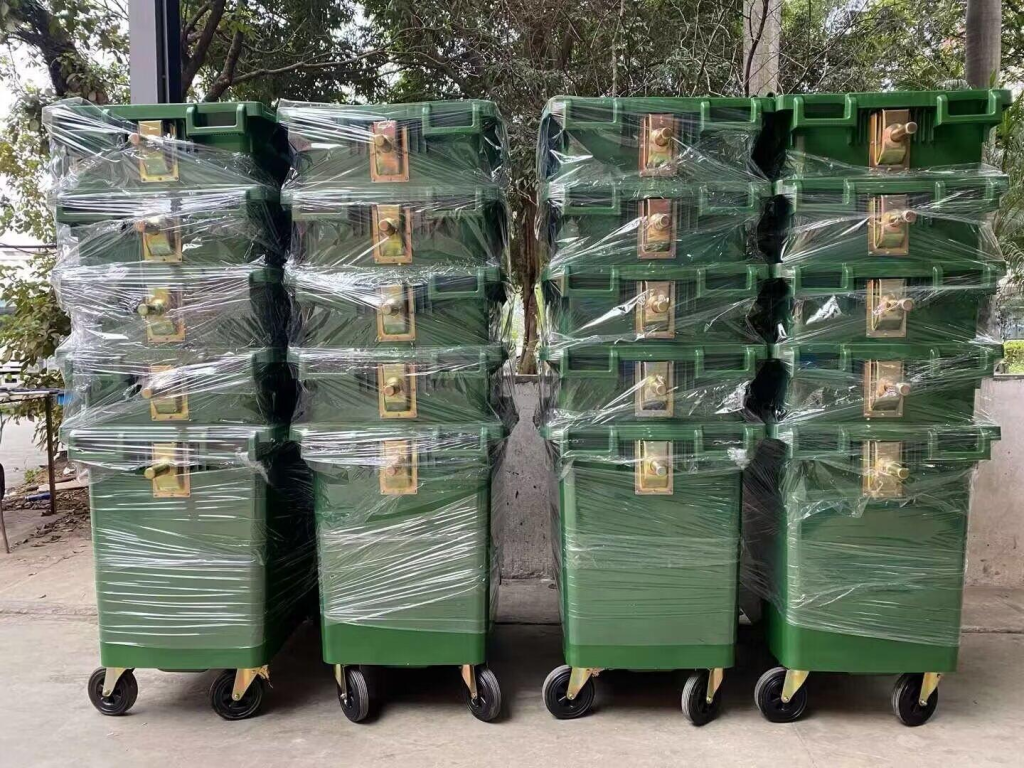 660L Rectangular Plastic Waste Bin with Lid display