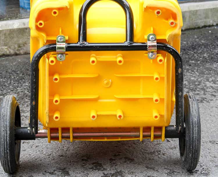 240L/64 Gallon Outdoor Plastic Trash Bin with Pedal details