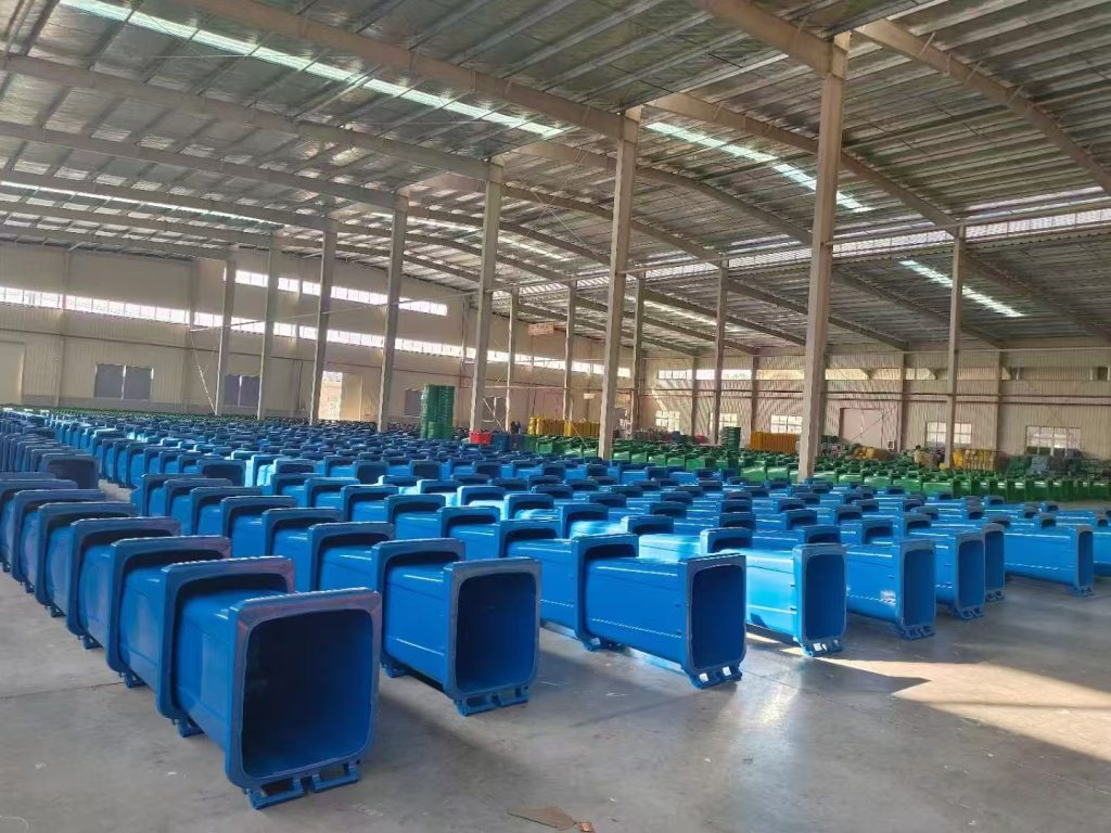Large Plastic Garbage Bin Factory