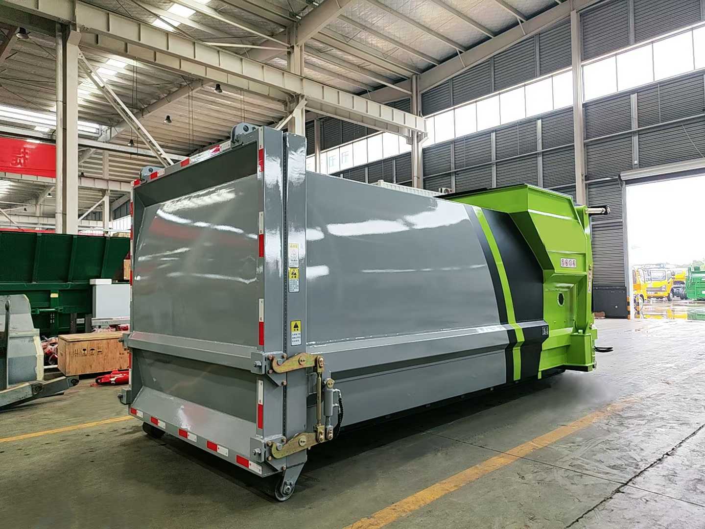 mobile waste compactor
