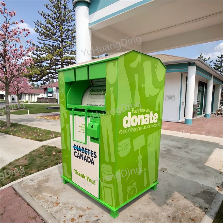 Green Clothes & Shoes Recycling Bin