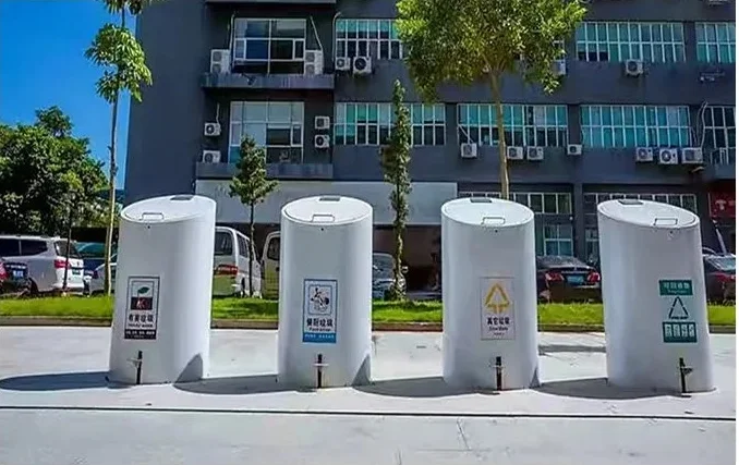 660L × 4 Underground Waste Bins pic.