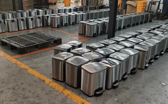 Ordering Pedal Trash Cans in Bulk