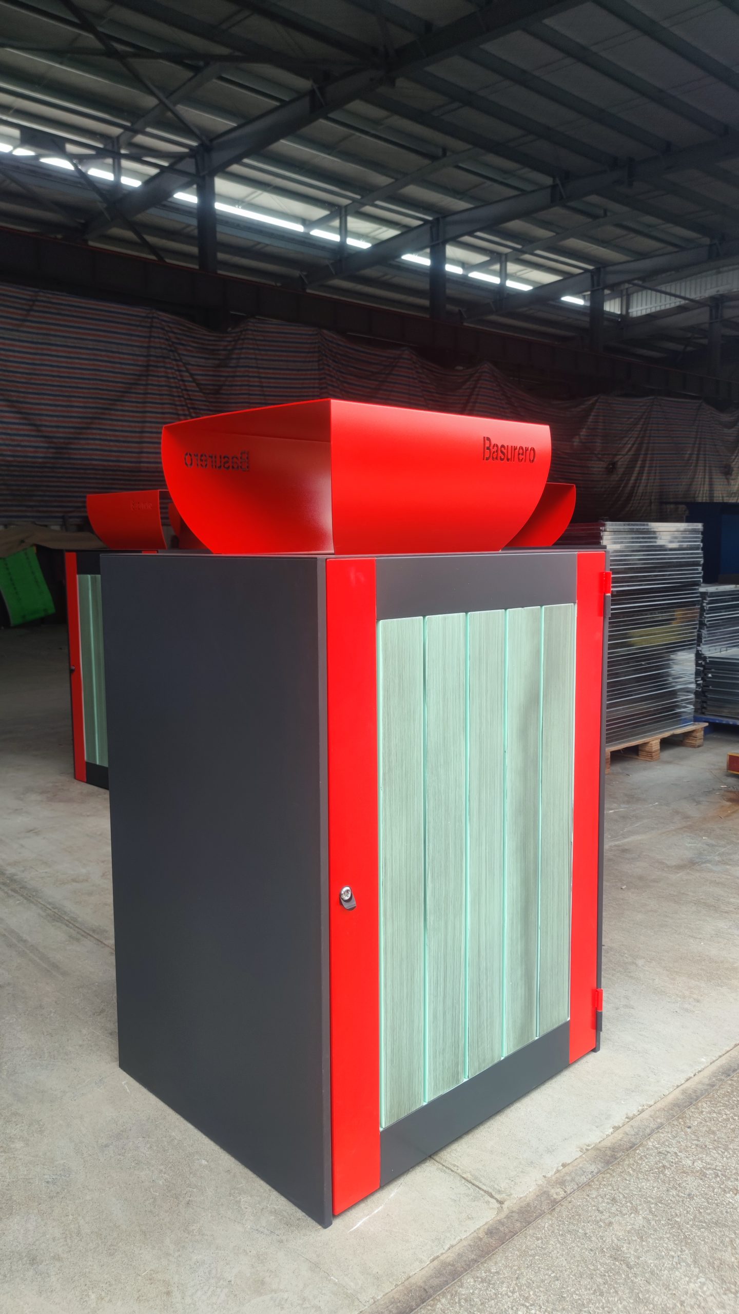 outdoor wheelie bin storage