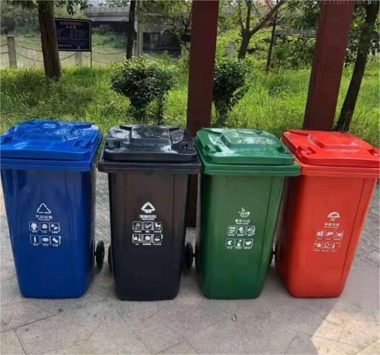 Proper placement of Plastic Outdoor Trash Can