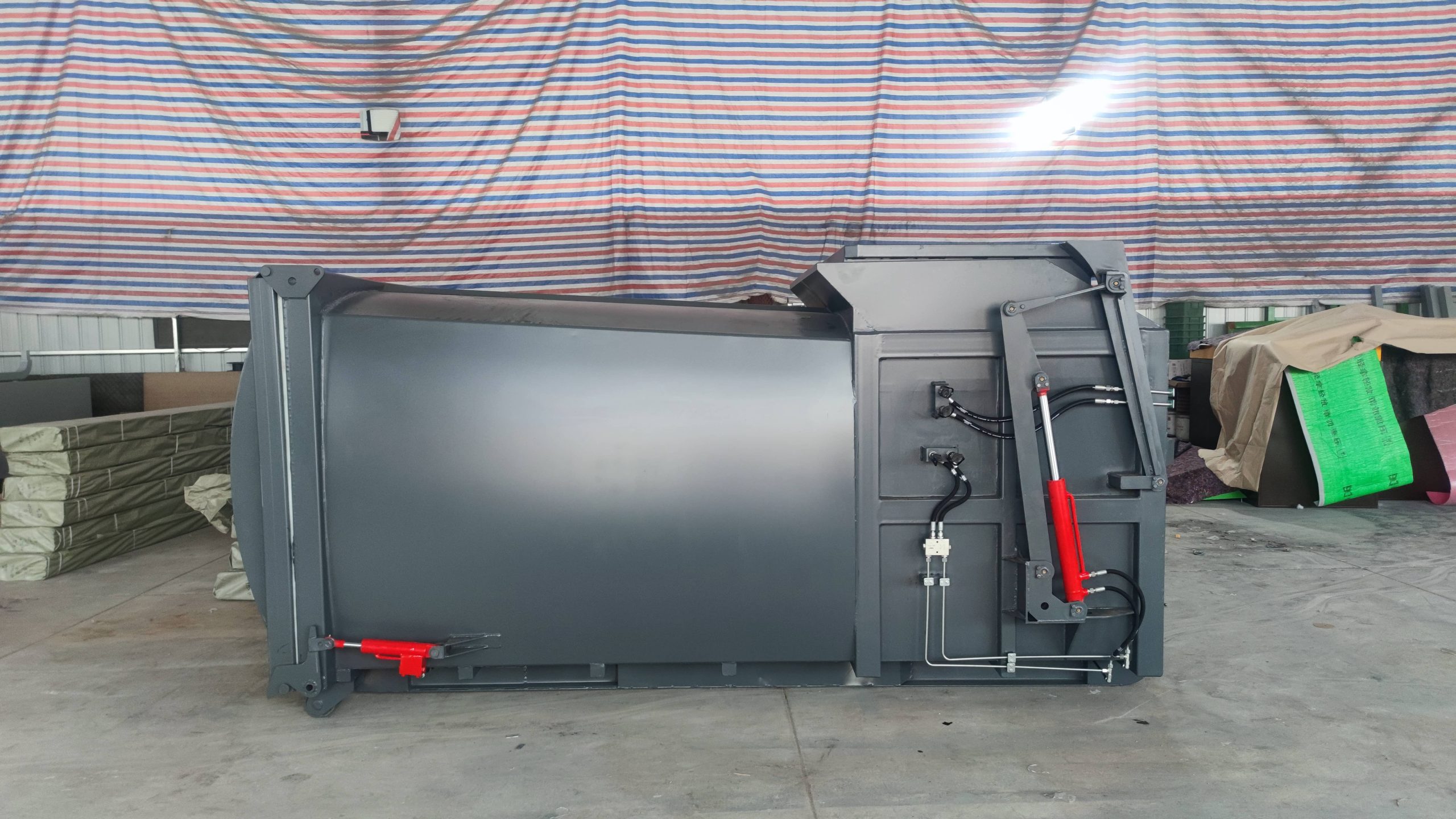 7m³ Mobile Compression Garbage Bin (With Hopper)