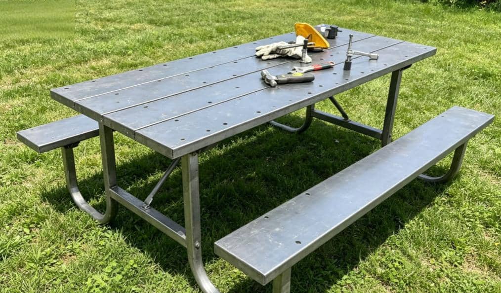 DIY Metal Picnic Table