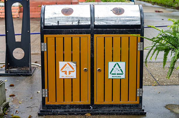 How-Many-Trash-Cans-Does-a-Park-Need