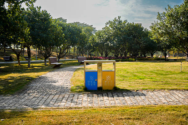 How Many Trash Cans Does a Park Need-2
