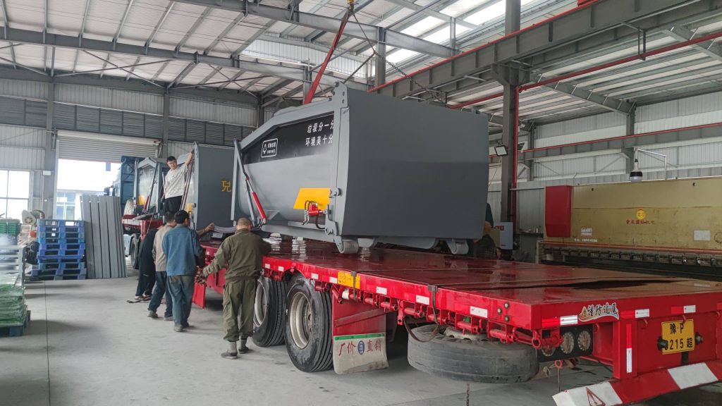 mobile waste compactor onload